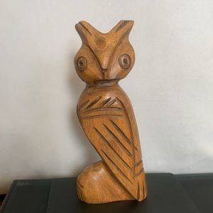 Hand-carved owl in Guayacan wood. 12.5cm high